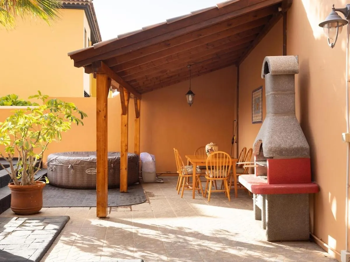 Semesterbostad Ek Candelaria House Estrelitzia Santa Cruz de Tenerife